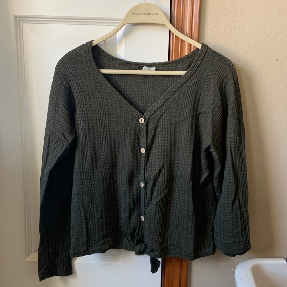 Hunter green light knit sweater